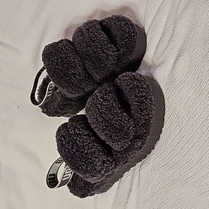 UGG OH FLUFFITA
